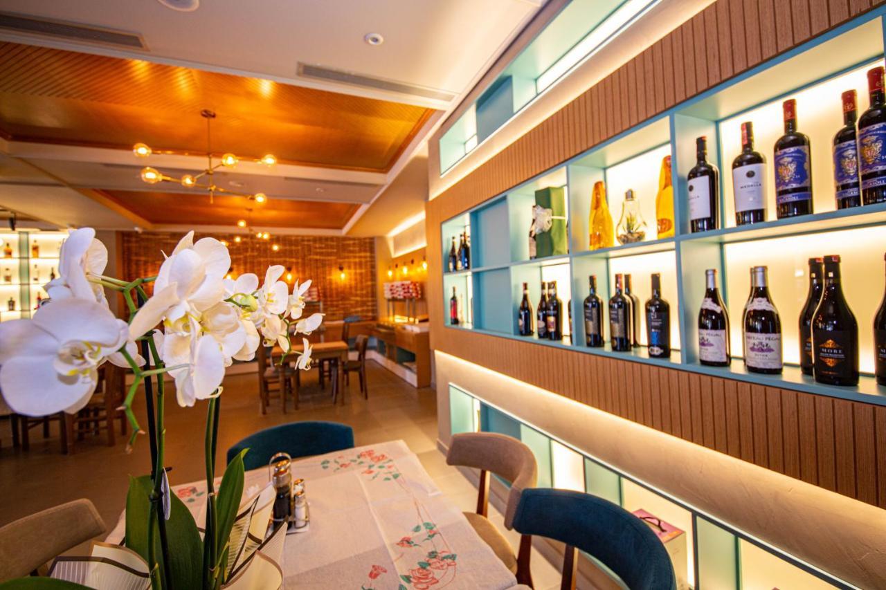 Hotel Vila Mare Дуррес Экстерьер фото