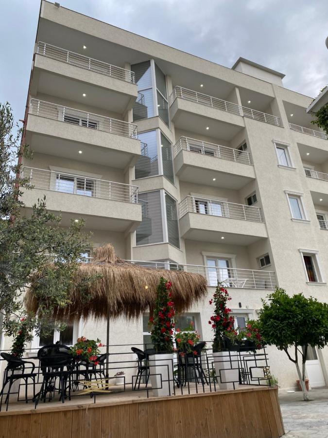 Hotel Vila Mare Дуррес Экстерьер фото