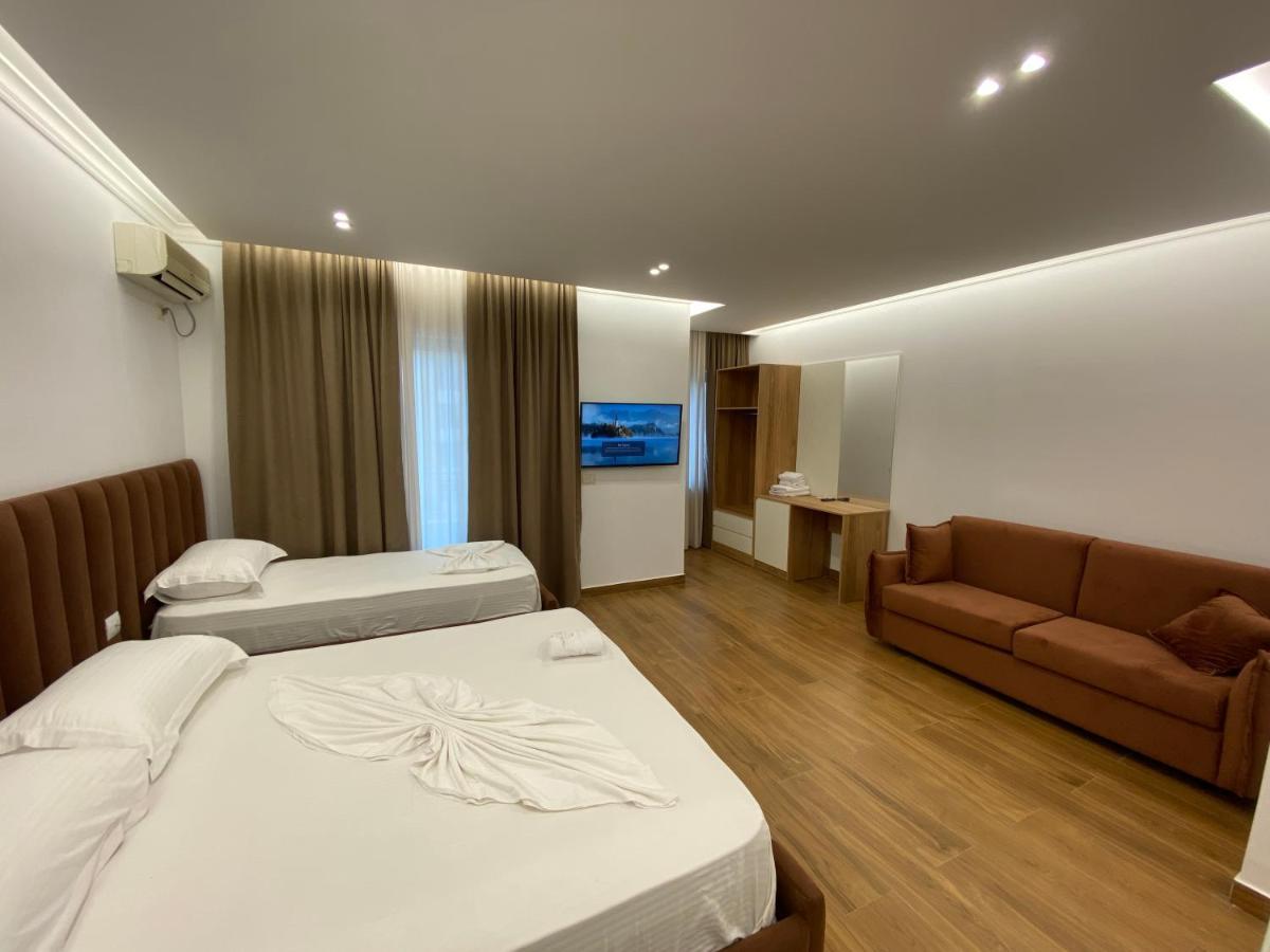 Hotel Vila Mare Дуррес Экстерьер фото